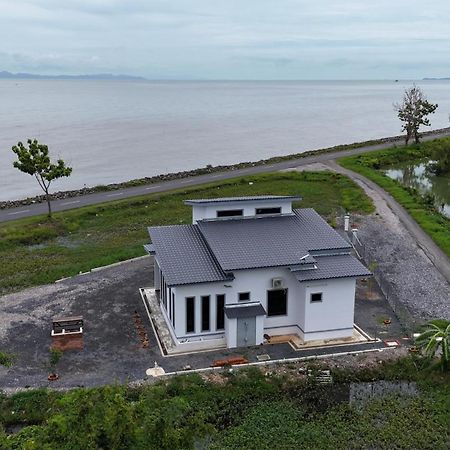 Villa Rhumah Sungai Belati Simpang Empat  Esterno foto